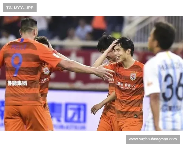 中超-亚泰9分钟3球主场4-2战胜上港 张笑非乌龙送礼 中超-亚泰9分钟3球主场4-2战胜上港 张笑非乌龙送礼